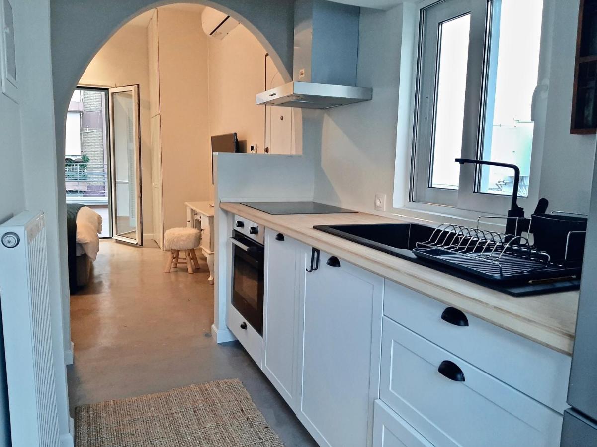 Five Brand New Boutique Apartments Central 아테네 외부 사진